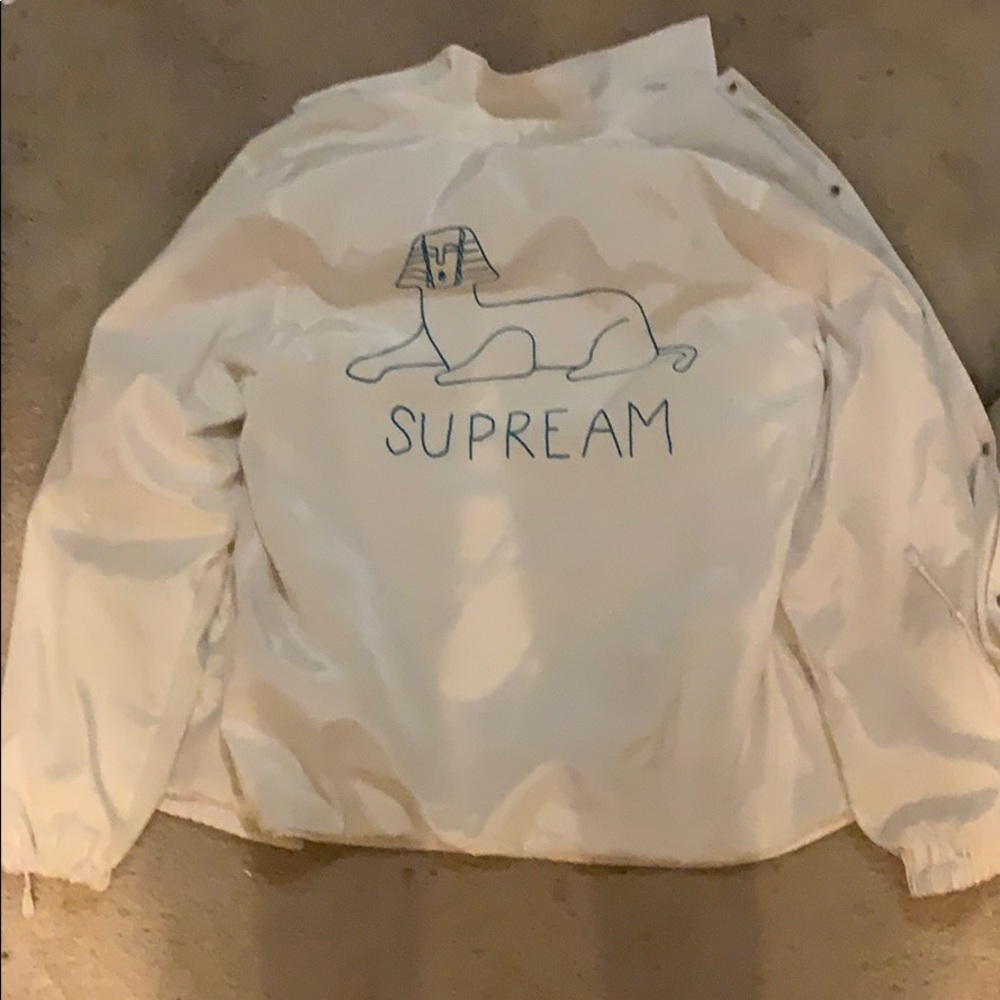 Supreme wind breaker
